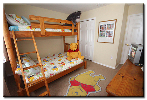 Winnie the Pooh Triple Bedroom